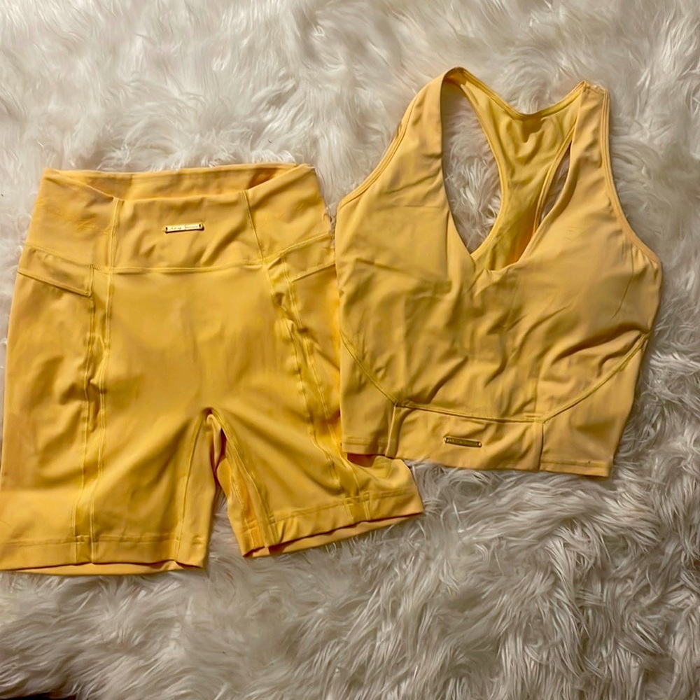 Gymshark WHITNEY SIMMONS Small set